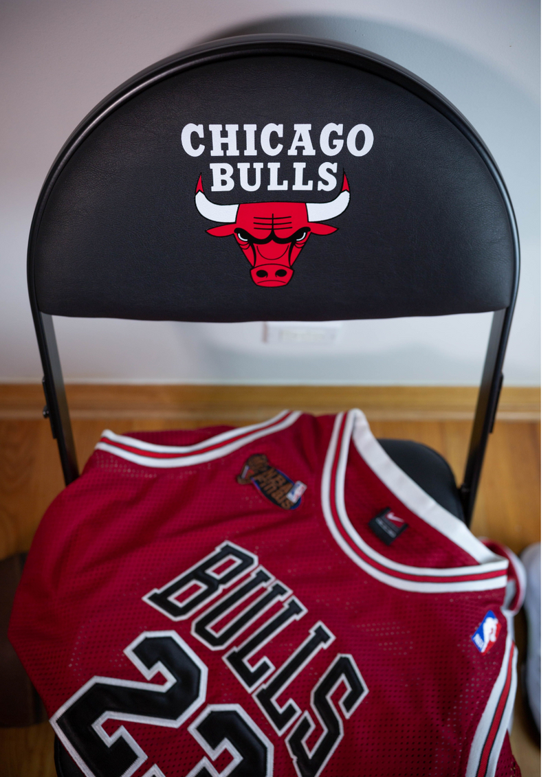 Chicago Bulls X-Frame Courtside Folding Chair